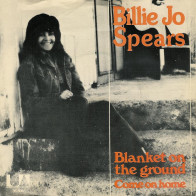 billie_jo_spears-blanket_on_the_ground_s_2